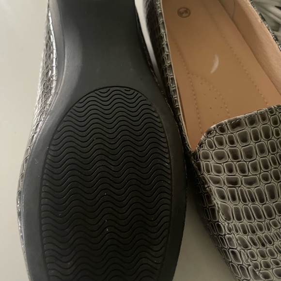 Comfortview Women's (Wide Widths Available) The Leisa Slip On Flat 6W - Picture 2 of 5